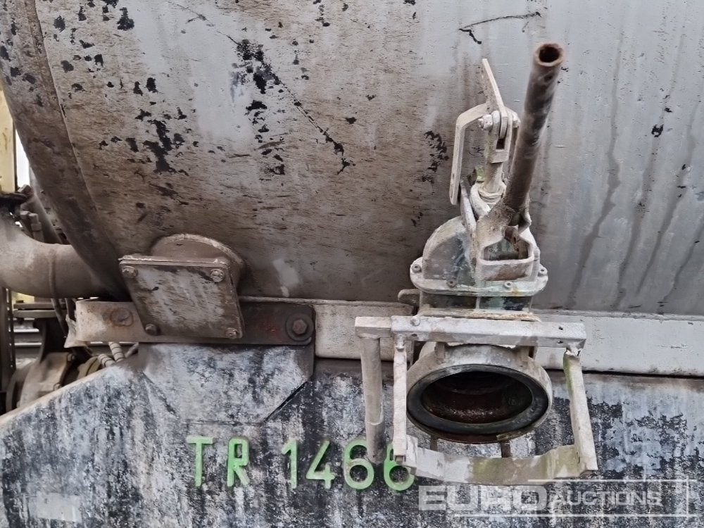 Farm tractor 2013 New Holland T6030: picture 14