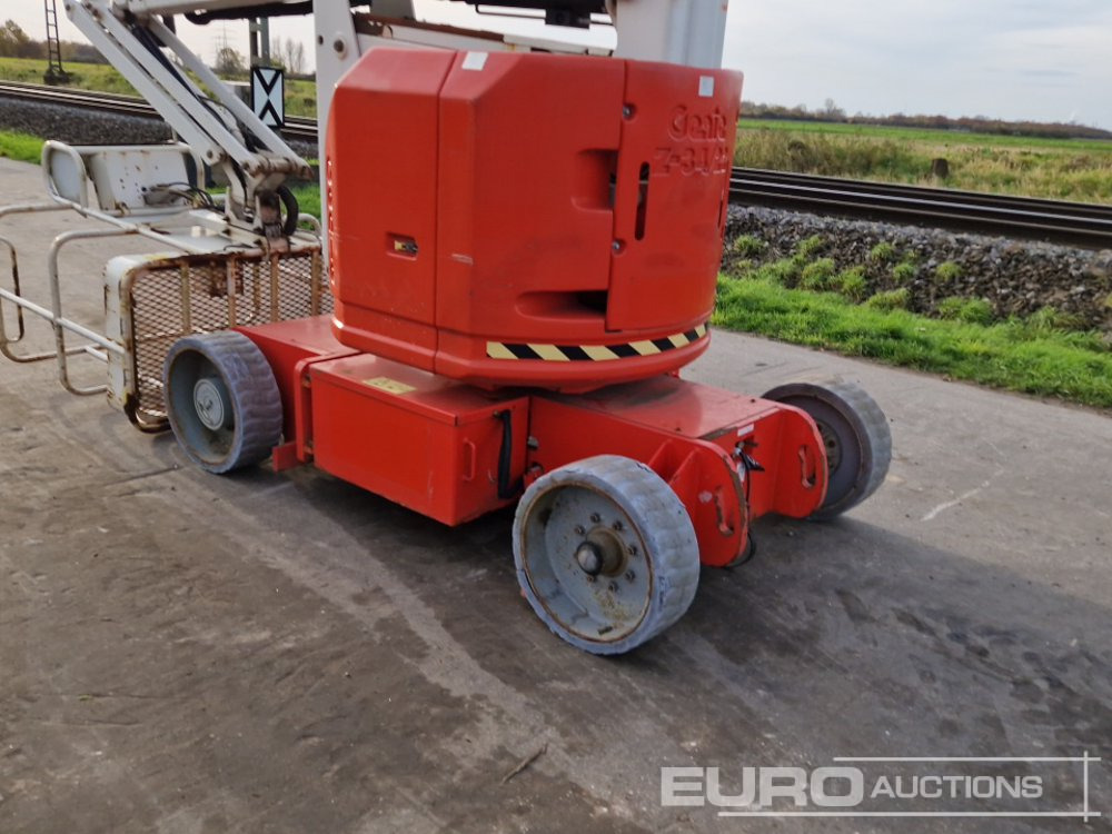 2014 Genie Z-34/22N - Articulated boom lift: picture 3 2014 Genie Z-34/22N - Articulated boom lift: picture 3