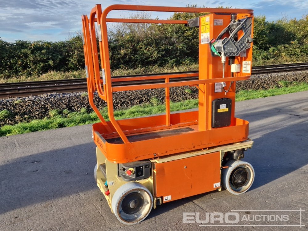 2014 JLG 1230ES - Vertical mast lift: picture 1 2014 JLG 1230ES - Vertical mast lift: picture 1