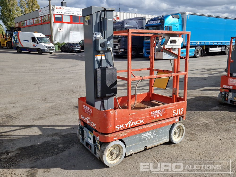 2014 SkyJack SJ12 - Aerial platform: picture 4 2014 SkyJack SJ12 - Aerial platform: picture 4