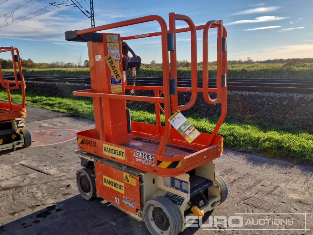 2016 JLG 1230ES - Vertical mast lift: picture 3 2016 JLG 1230ES - Vertical mast lift: picture 3