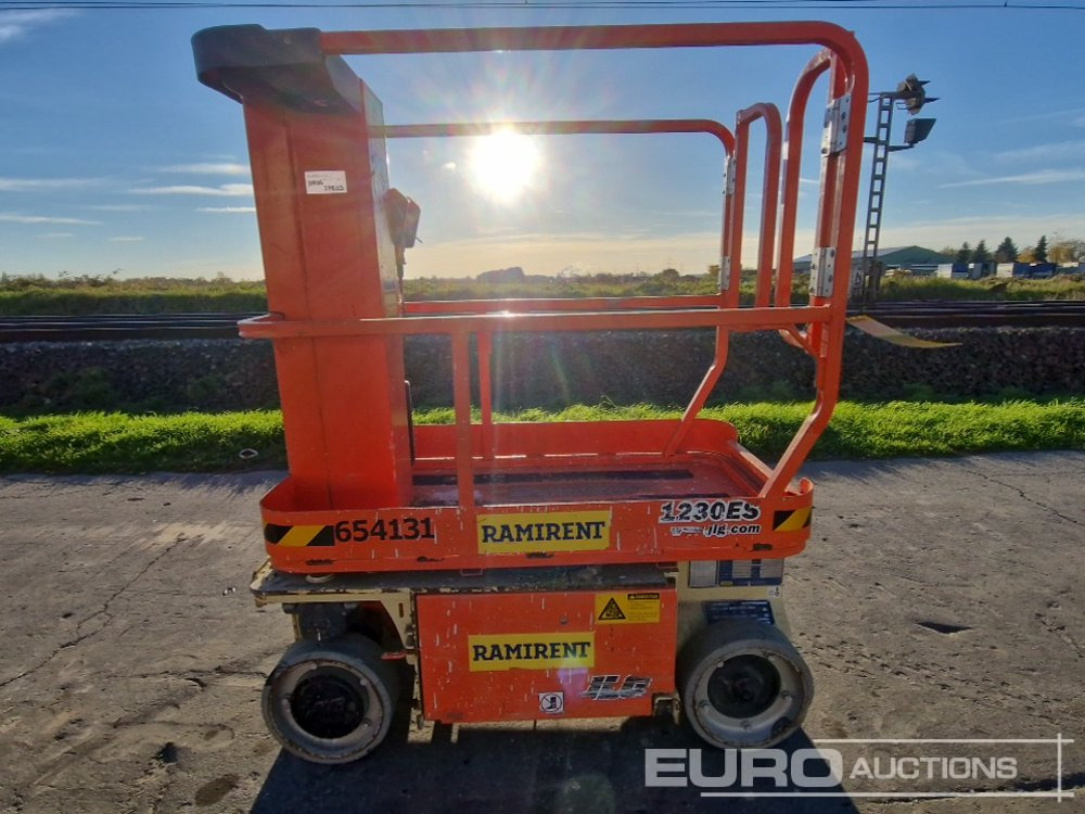 2016 JLG 1230ES - Vertical mast lift: picture 2 2016 JLG 1230ES - Vertical mast lift: picture 2