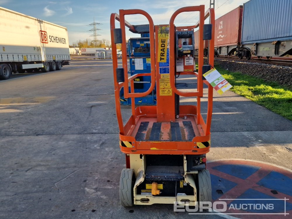2016 JLG 1230ES - Vertical mast lift: picture 4 2016 JLG 1230ES - Vertical mast lift: picture 4