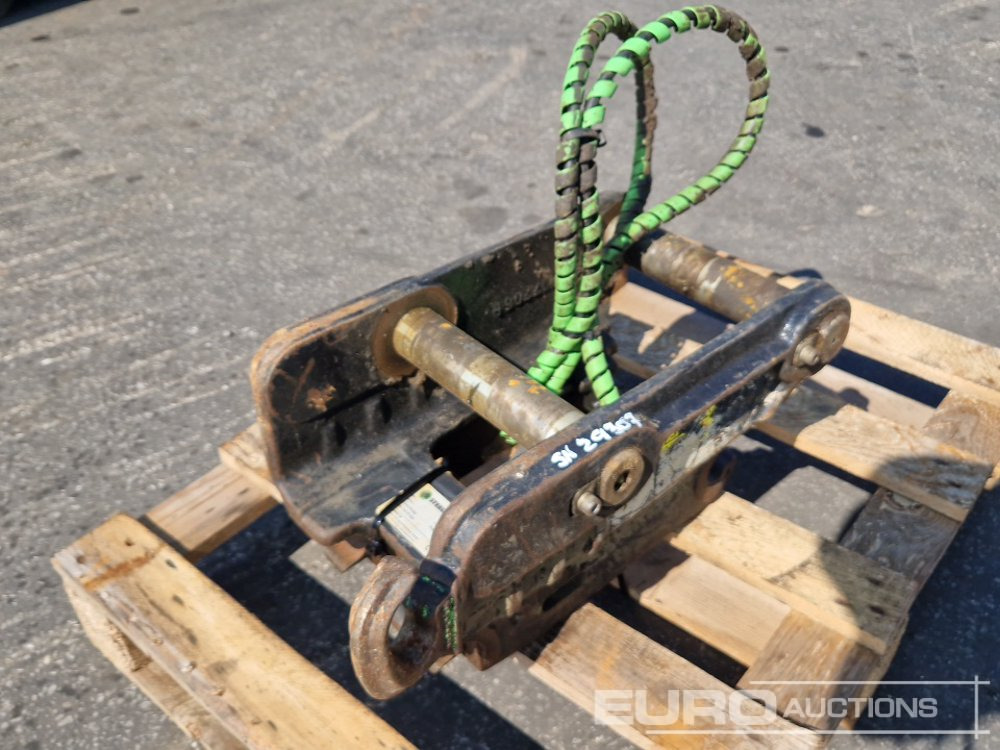 2020 Steelwrist QH to suit Volvo ECR48/50/58/EC55/EW60 - Quick coupler: picture 2 2020 Steelwrist QH to suit Volvo ECR48/50/58/EC55/EW60 - Quick coupler: picture 2