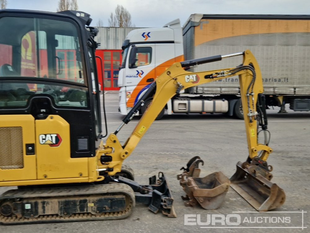 2022 CAT 301.8 - Mini excavator: picture 5 2022 CAT 301.8 - Mini excavator: picture 5