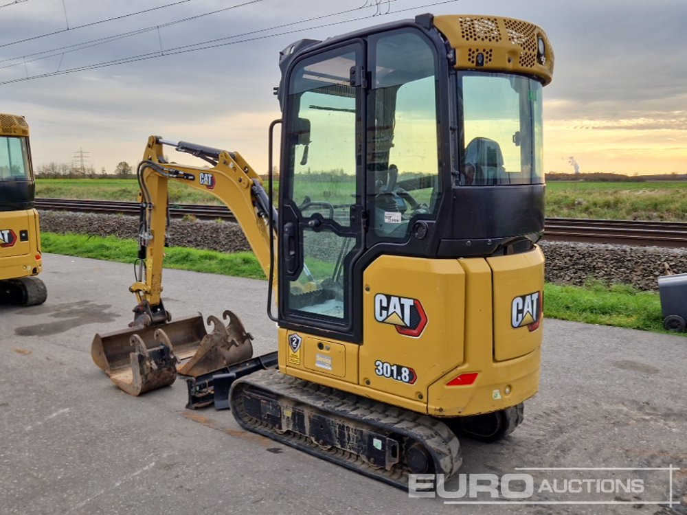 2022 CAT 301.8 - Mini excavator: picture 3 2022 CAT 301.8 - Mini excavator: picture 3