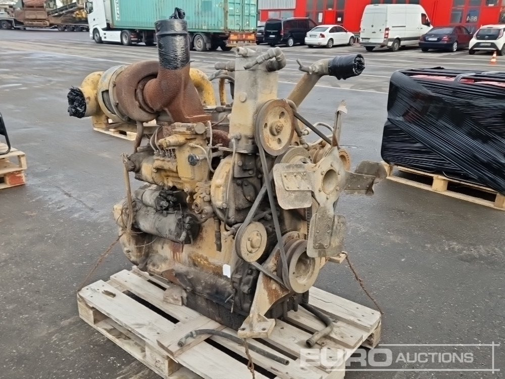 4 Cylinder Turbo CAT 3304 Diesel Engine - Engine: picture 3 4 Cylinder Turbo CAT 3304 Diesel Engine - Engine: picture 3