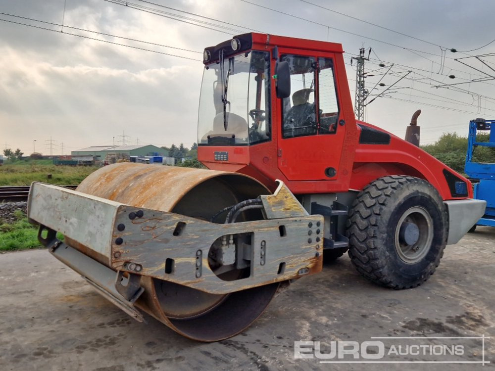 Bomag BW211D-4 - Roller: picture 1 Bomag BW211D-4 - Roller: picture 1