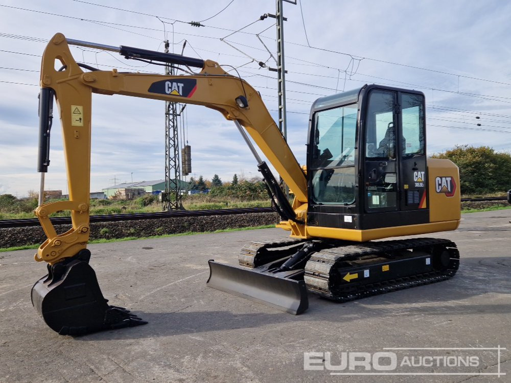 CAT 305.5 E2 - Mini excavator: picture 1 CAT 305.5 E2 - Mini excavator: picture 1