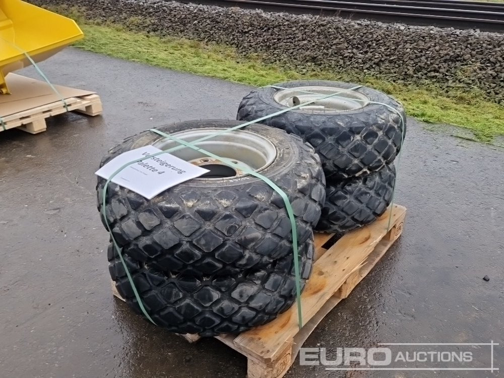 Continental 10.0/75-15 Tyres with Rims to suit Dumper (2 of) - Tire: picture 1 Continental 10.0/75-15 Tyres with Rims to suit Dumper (2 of) - Tire: picture 1