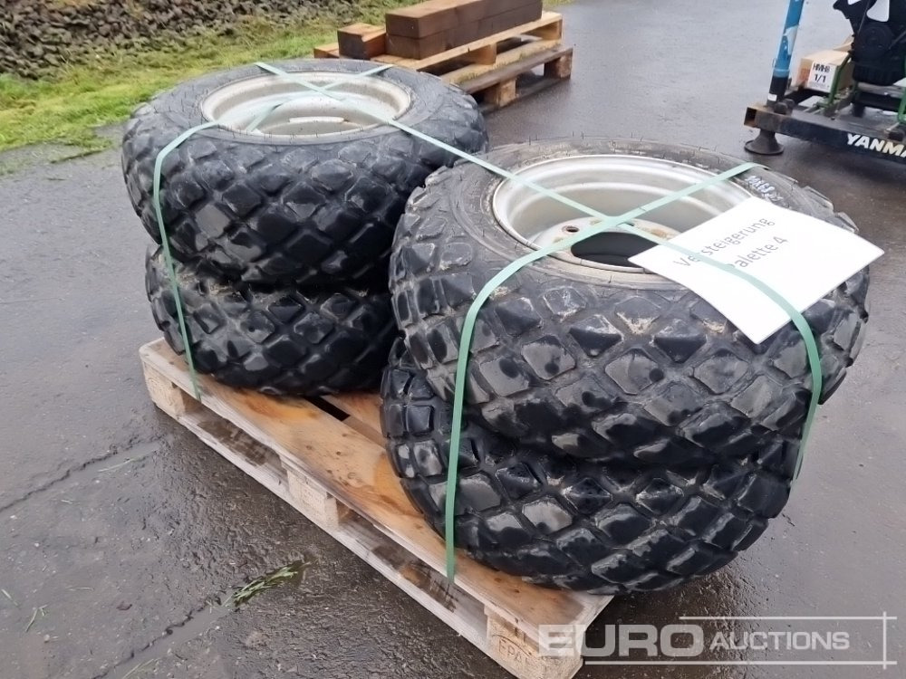 Continental 10.0/75-15 Tyres with Rims to suit Dumper (2 of) - Tire: picture 4 Continental 10.0/75-15 Tyres with Rims to suit Dumper (2 of) - Tire: picture 4