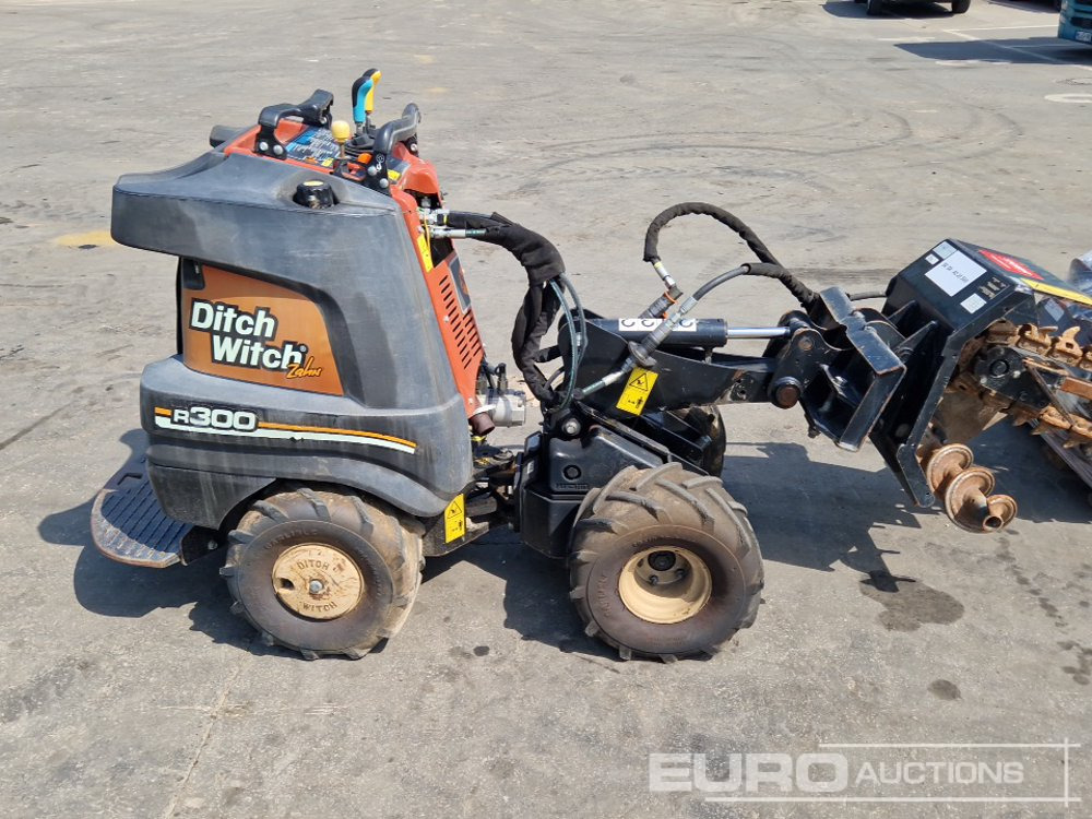 Ditch Witch R300 - Trencher: picture 5 Ditch Witch R300 - Trencher: picture 5