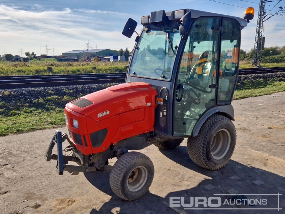 Hako 4WD Compact Tractor (No Drive Shaft) - Compact tractor: picture 1 Hako 4WD Compact Tractor (No Drive Shaft) - Compact tractor: picture 1