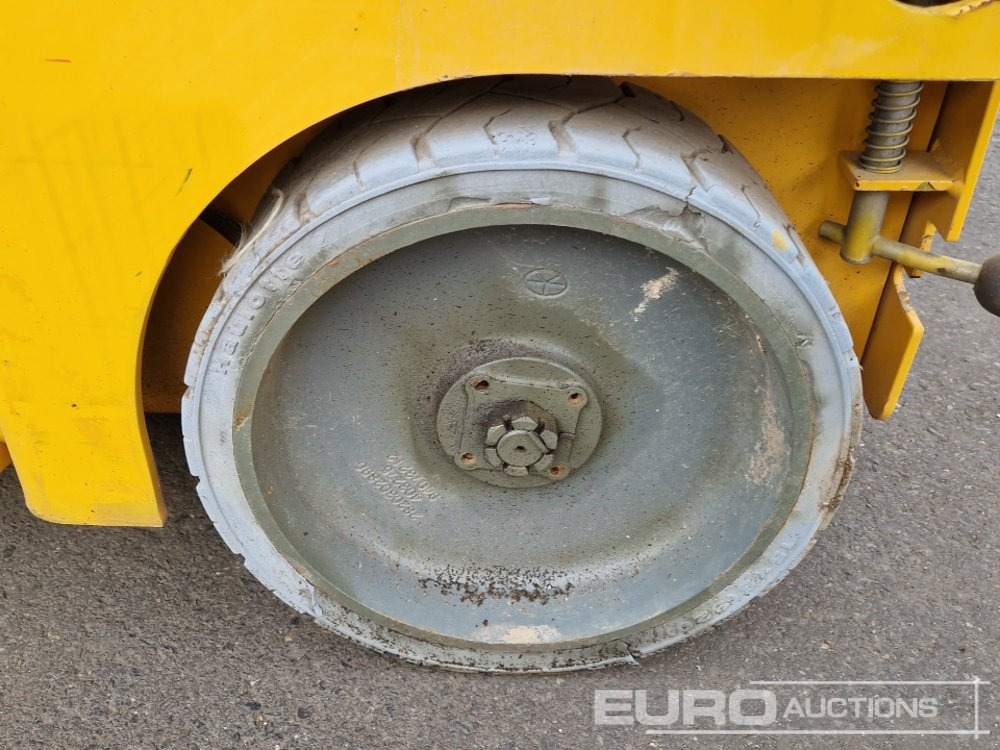 Scissor lift Haulotte Compact 14: picture 7 Scissor lift Haulotte Compact 14: picture 7