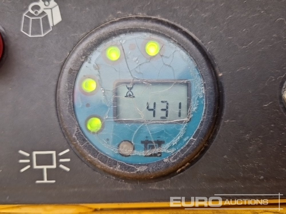 Scissor lift Haulotte Compact 14: picture 19 Scissor lift Haulotte Compact 14: picture 19