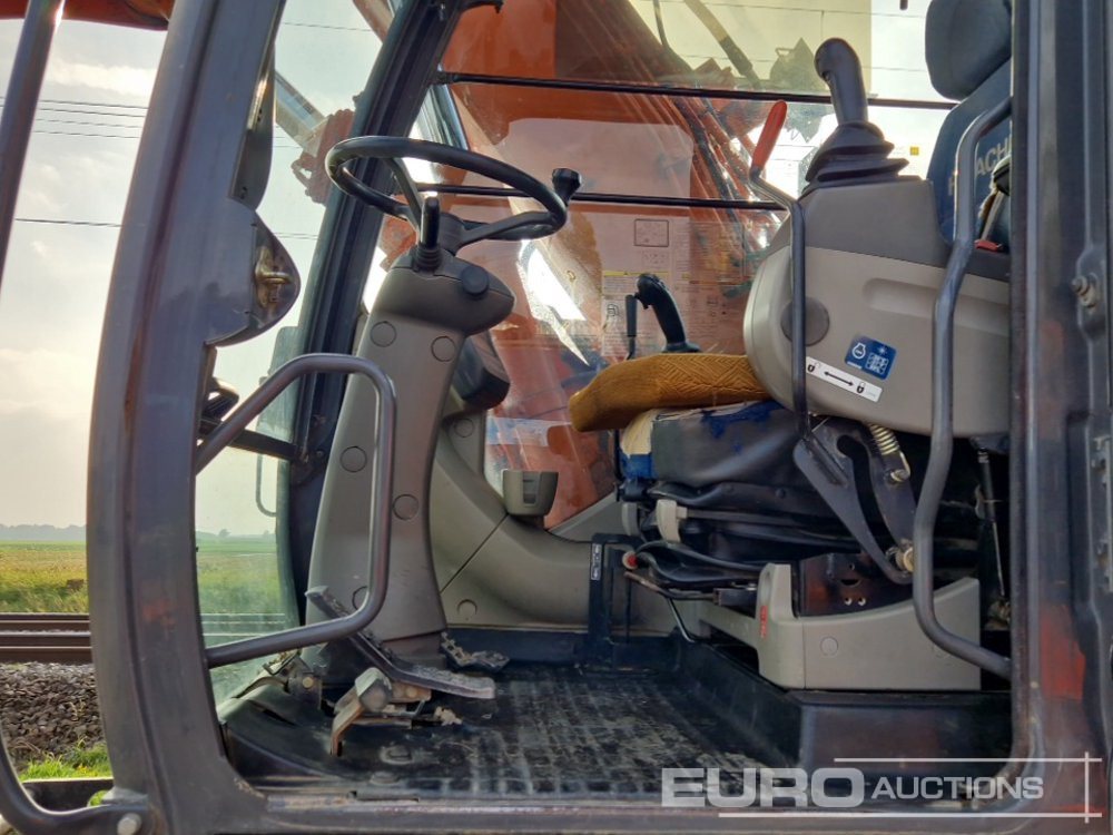Wheel excavator Hitachi ZX140W-3: picture 34