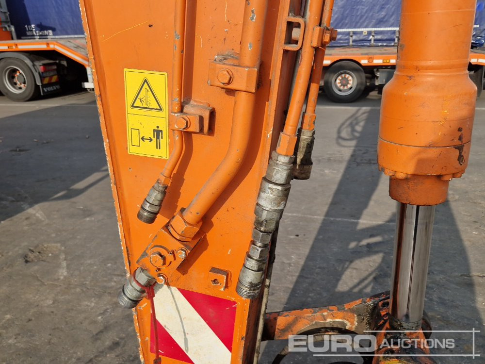 Wheel excavator Hitachi ZX140W-3: picture 21