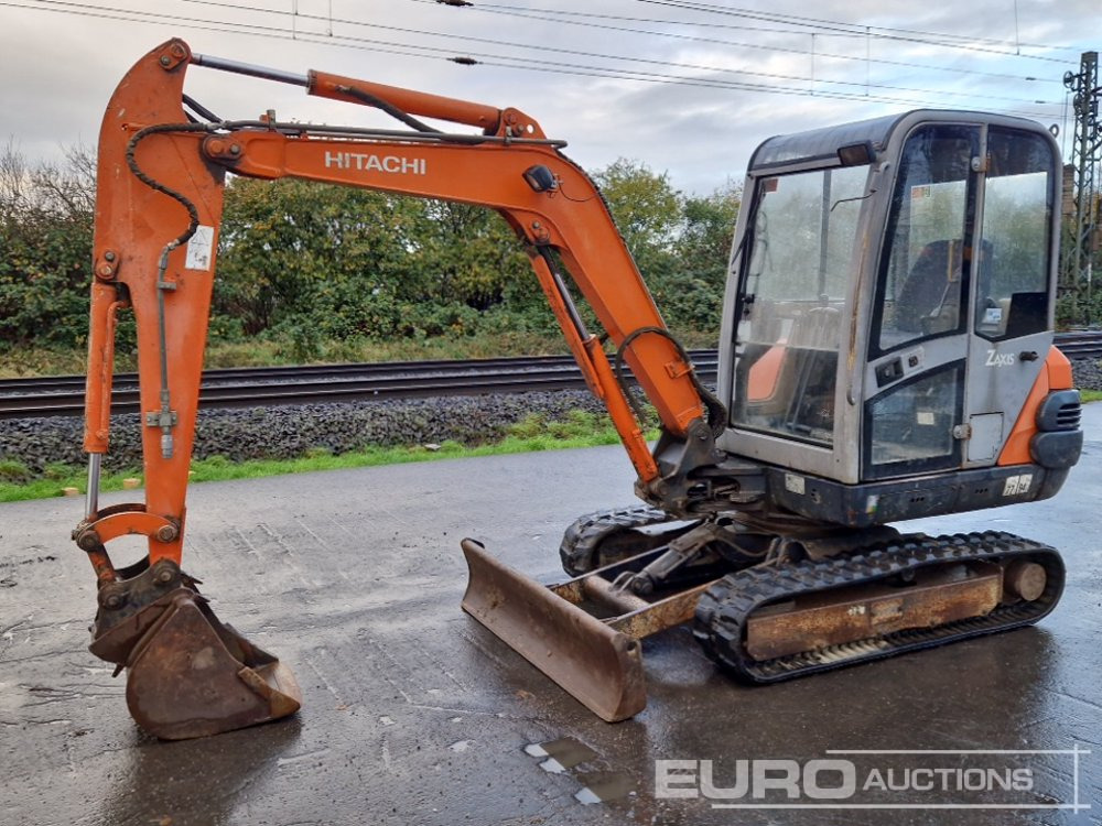 Hitachi ZX30 - Mini excavator: picture 1 Hitachi ZX30 - Mini excavator: picture 1