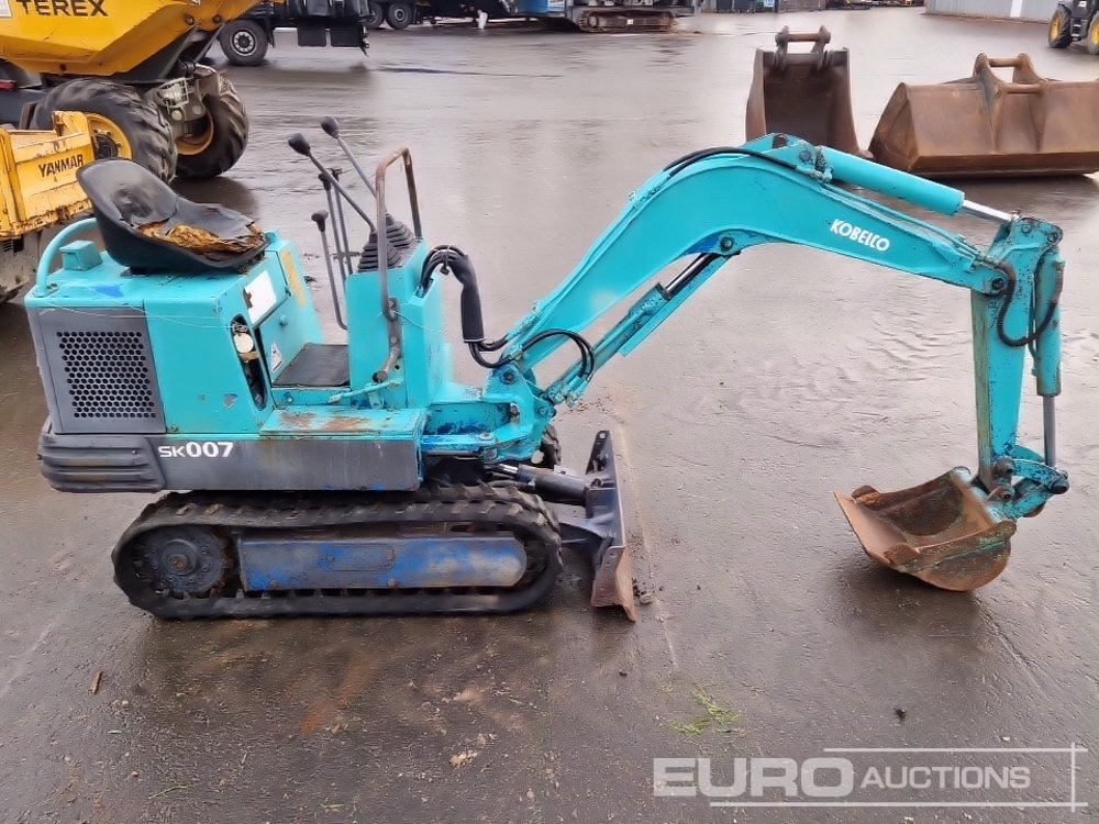Kobelco SK007 - Mini excavator: picture 5 Kobelco SK007 - Mini excavator: picture 5
