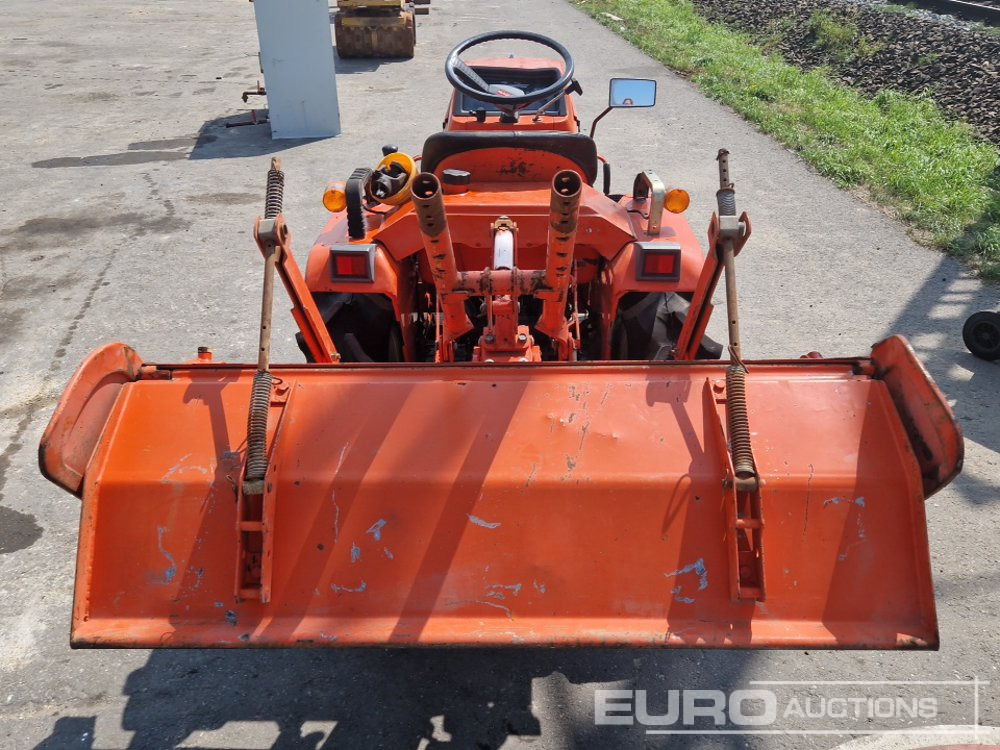 Kubota B-40DT - Compact tractor: picture 4 Kubota B-40DT - Compact tractor: picture 4