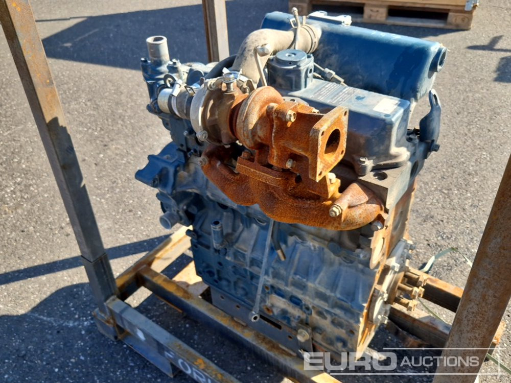 Kubota V2403 - Engine: picture 2 Kubota V2403 - Engine: picture 2