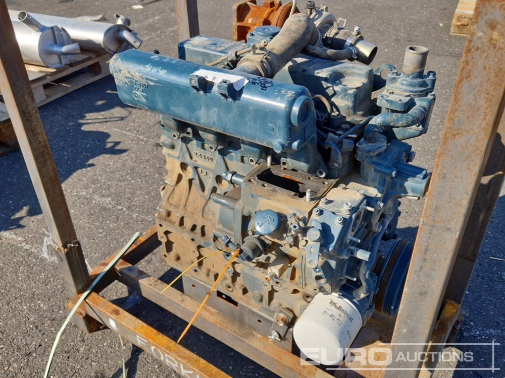 Kubota V2403 - Engine: picture 4 Kubota V2403 - Engine: picture 4