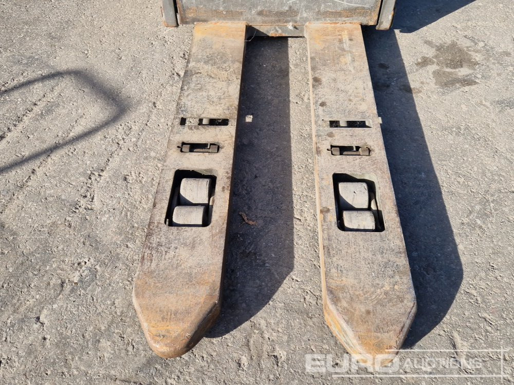 Atlet PPD/200S Electric Ride-On Pallet Truck, Charger - Material handling equipment: picture 5 Atlet PPD/200S Electric Ride-On Pallet Truck, Charger - Material handling equipment: picture 5