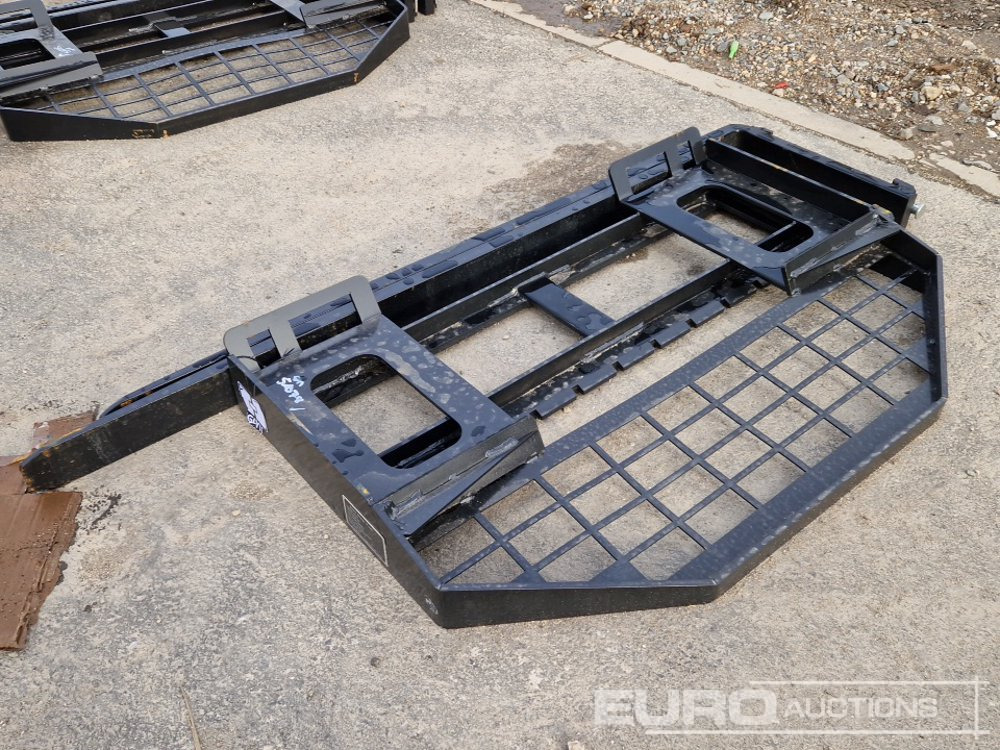 Unused 2025 GIYI Forks to suit Skidsteer Loader - Material handling equipment: picture 1 Unused 2025 GIYI Forks to suit Skidsteer Loader - Material handling equipment: picture 1