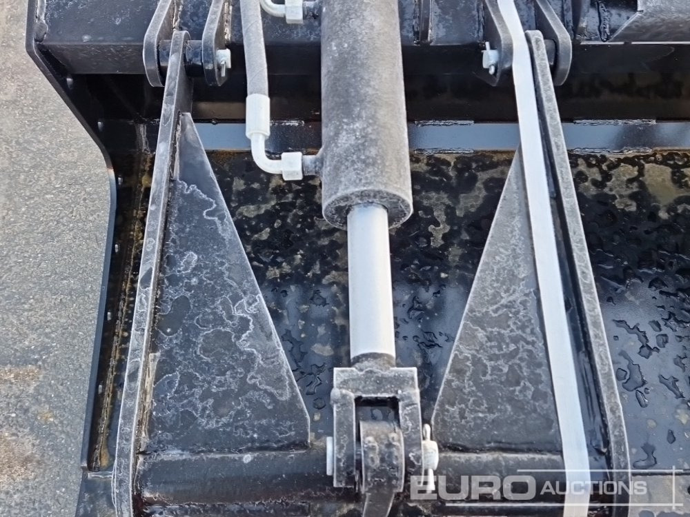 Unused 2025 GIYI Plate Grabber to suit Skidsteer Loader - Material handling equipment: picture 5 Unused 2025 GIYI Plate Grabber to suit Skidsteer Loader - Material handling equipment: picture 5