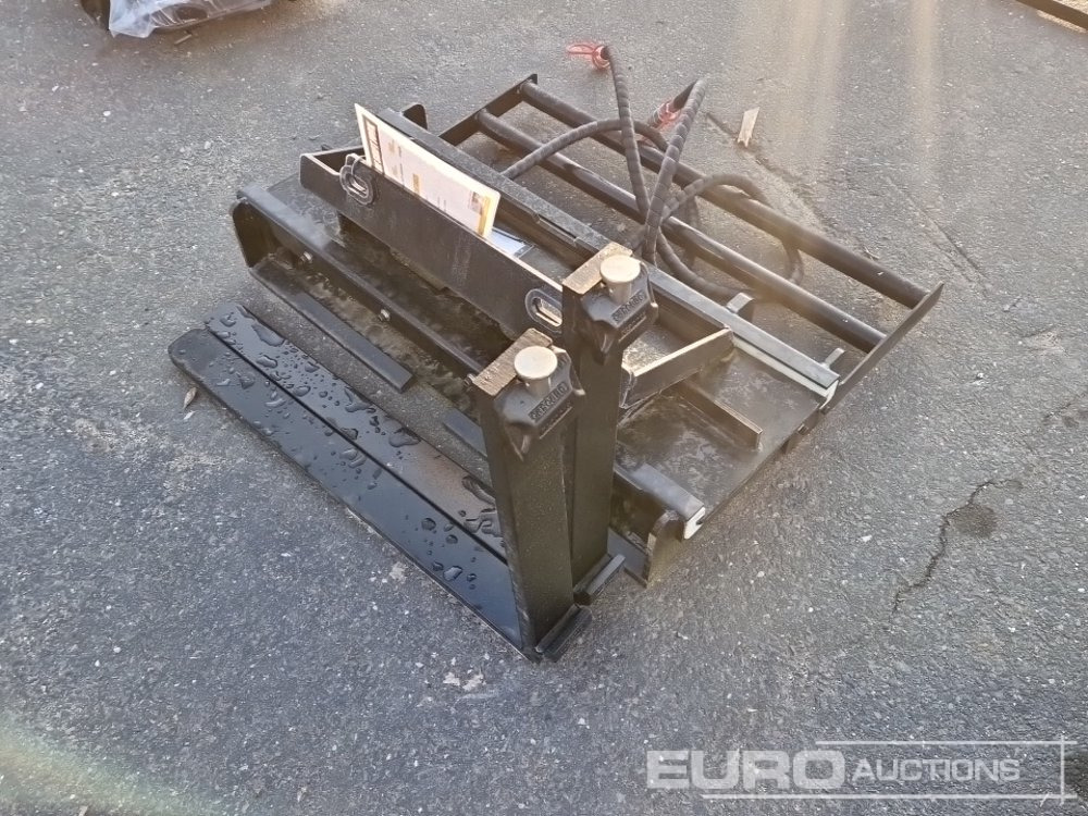 Unused 2025 GIYI Side Shift Fork to suit Skidsteer Loader - Material handling equipment: picture 4 Unused 2025 GIYI Side Shift Fork to suit Skidsteer Loader - Material handling equipment: picture 4