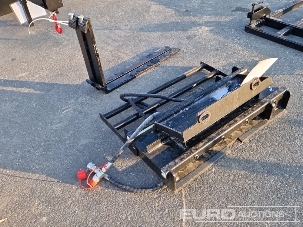 Unused 2025 GIYI Side Shift Fork to suit Skidsteer Loader - Material handling equipment: picture 1 Unused 2025 GIYI Side Shift Fork to suit Skidsteer Loader - Material handling equipment: picture 1