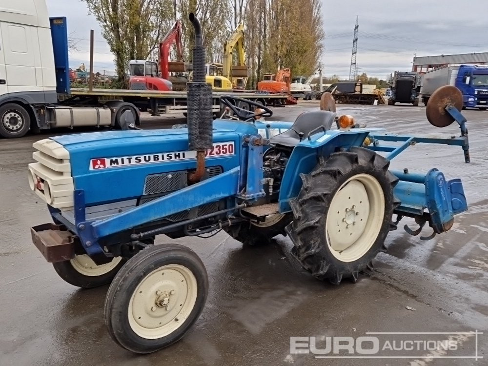 Mitsubishi D2350 - Compact tractor: picture 1 Mitsubishi D2350 - Compact tractor: picture 1