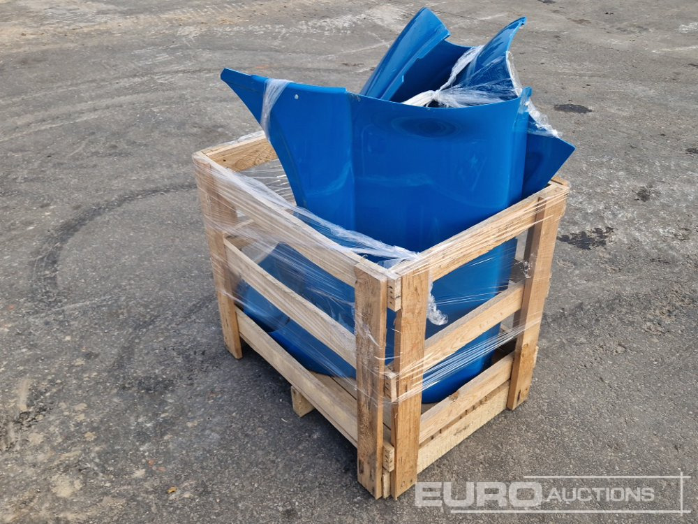Body Panels to suit Manitou 80/100VJR - Spare parts: picture 3 Body Panels to suit Manitou 80/100VJR - Spare parts: picture 3