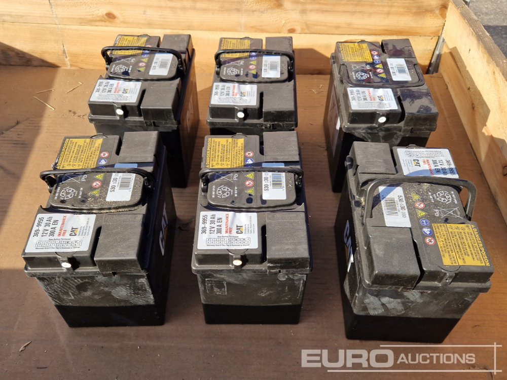 CAT 12V - 30Ah Batteries (6 of) - Spare parts: picture 1 CAT 12V - 30Ah Batteries (6 of) - Spare parts: picture 1
