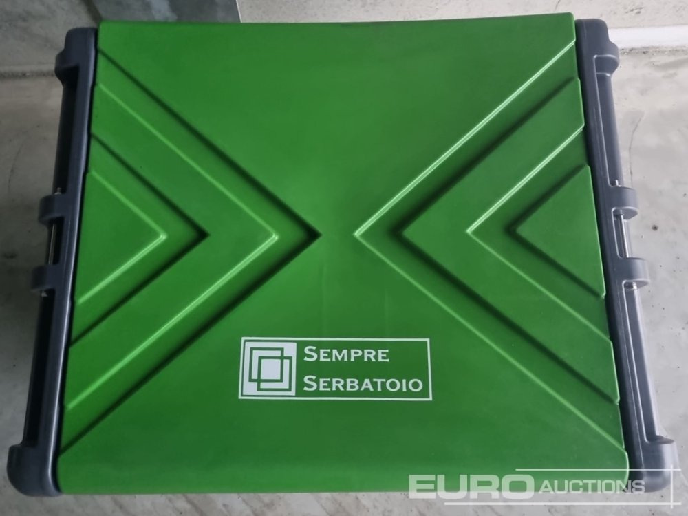 Unused Eversteel EV450 - Storage tank: picture 5 Unused Eversteel EV450 - Storage tank: picture 5