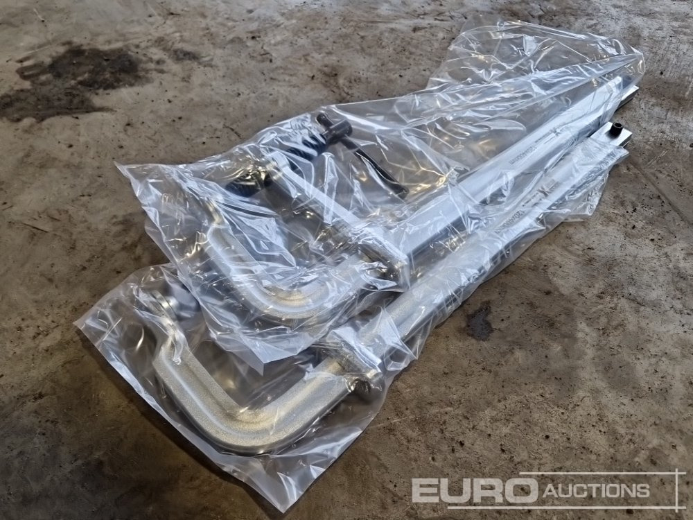 Unused Solid X Forged Welding Clamps 120mm x 400mm (2 Pieces) - Garage equipment: picture 2 Unused Solid X Forged Welding Clamps 120mm x 400mm (2 Pieces) - Garage equipment: picture 2