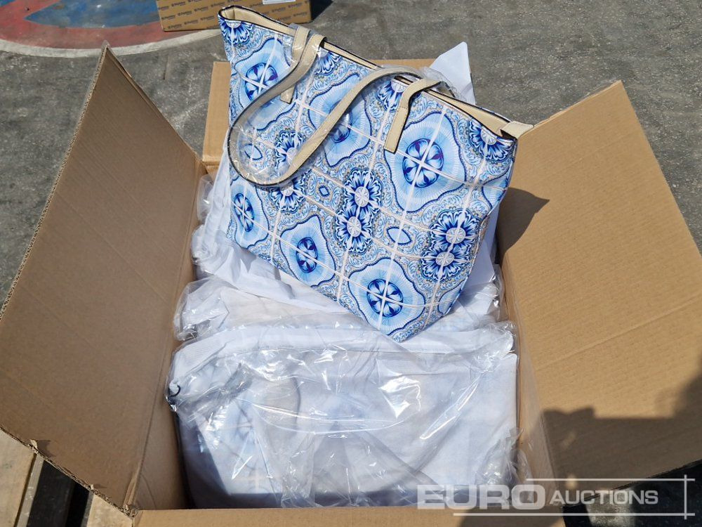 Unused Woman Handbags (5 of) - Construction equipment: picture 4 Unused Woman Handbags (5 of) - Construction equipment: picture 4