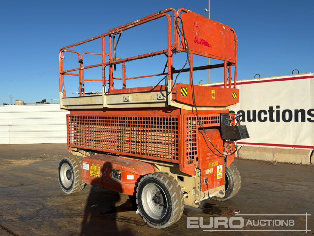 2007 JLG 3369LE - Scissor lift: picture 3 2007 JLG 3369LE - Scissor lift: picture 3