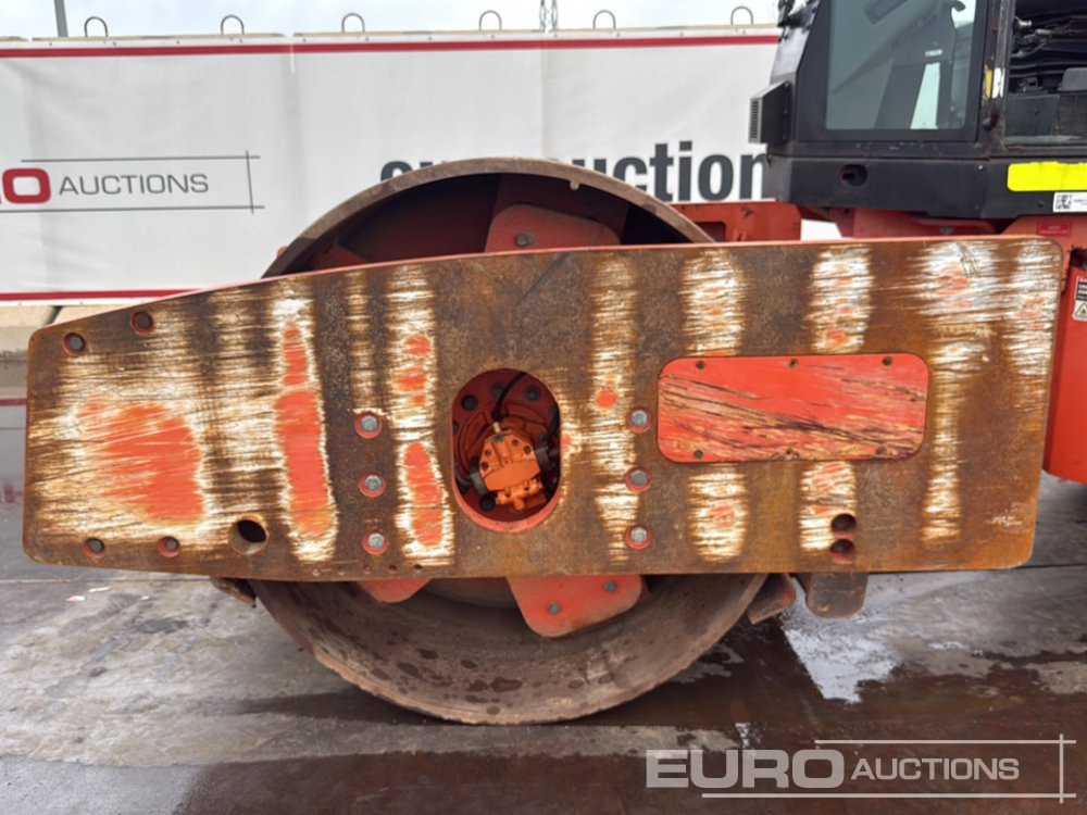 Roller 2011 CAT CS74: picture 11