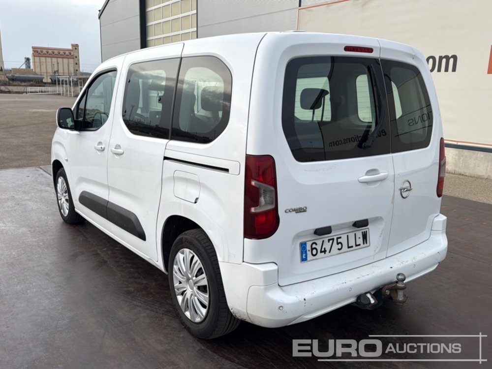 2020 Opel COMBO LIFE - Commercial vehicle: picture 3 2020 Opel COMBO LIFE - Commercial vehicle: picture 3