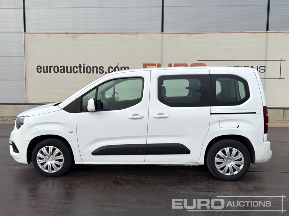 2020 Opel COMBO LIFE - Commercial vehicle: picture 2 2020 Opel COMBO LIFE - Commercial vehicle: picture 2