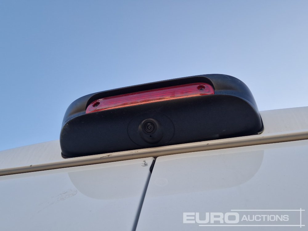 Commercial vehicle 2024 Opel Movano: picture 27