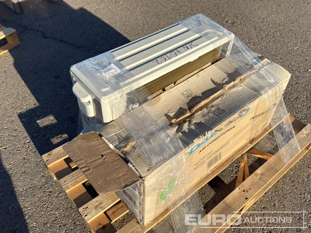 Daewoo Pallet of A/C Unit - Construction equipment: picture 3 Daewoo Pallet of A/C Unit - Construction equipment: picture 3