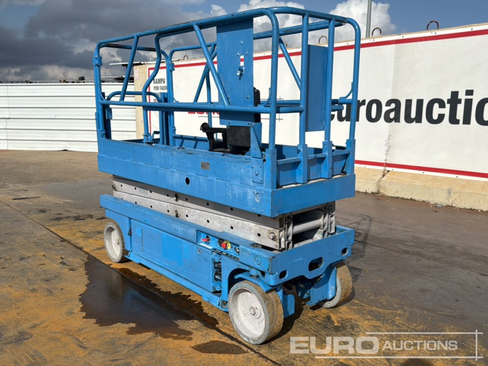 Genie GS-2032 - Aerial platform: picture 3 Genie GS-2032 - Aerial platform: picture 3