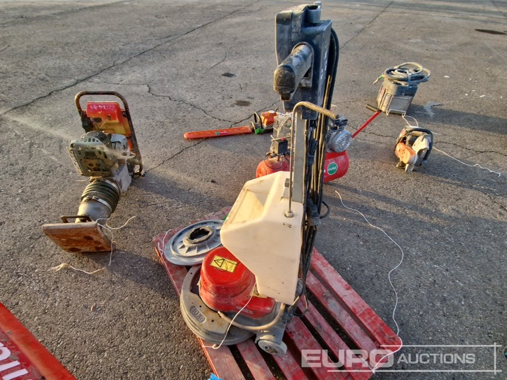 Numatic NR1500S - Construction equipment: picture 3 Numatic NR1500S - Construction equipment: picture 3