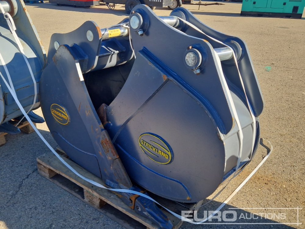 Strickland BT13 - Bucket: picture 4 Strickland BT13 - Bucket: picture 4