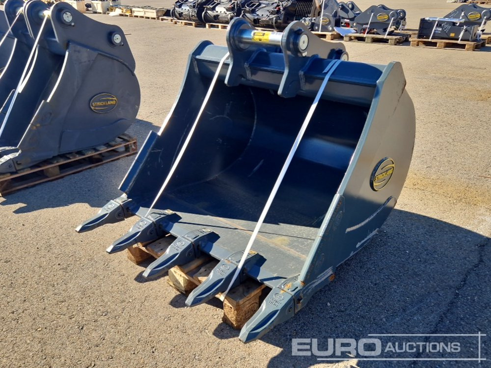 Strickland BT13 - Bucket: picture 1 Strickland BT13 - Bucket: picture 1