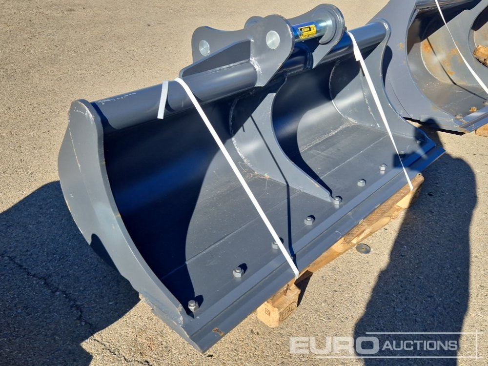 Strickland DB-13 - Bucket: picture 3 Strickland DB-13 - Bucket: picture 3