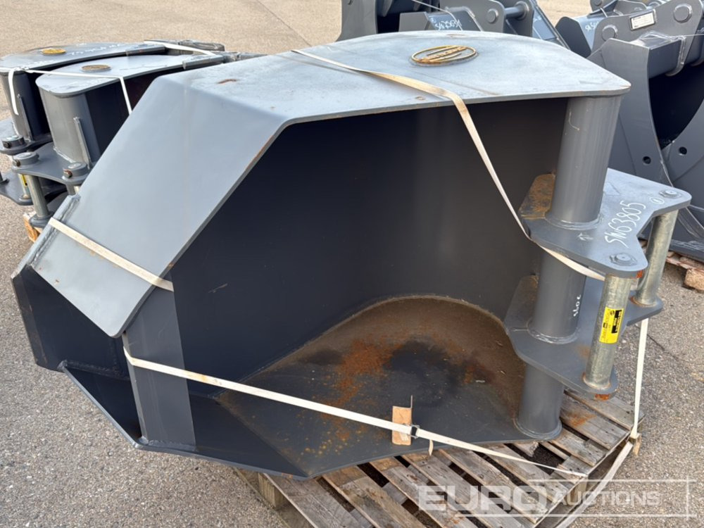 Strickland Ditch Cleaning Bucket - Bucket: picture 1 Strickland Ditch Cleaning Bucket - Bucket: picture 1