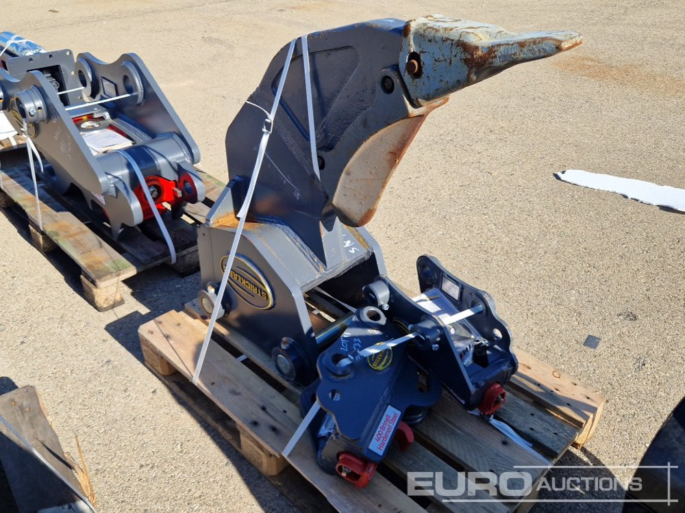 Strickland Set of Quick Coupler & Ripper - Ripper: picture 4 Strickland Set of Quick Coupler & Ripper - Ripper: picture 4